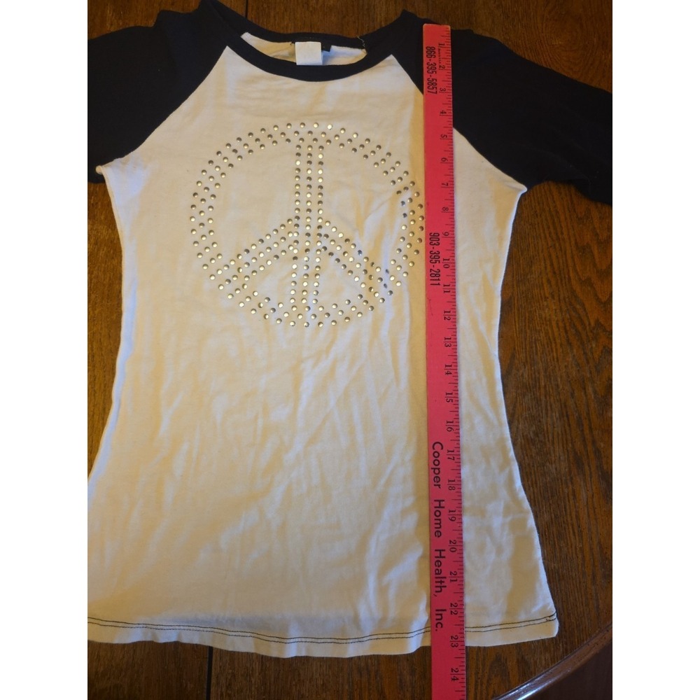 Rue 21 Y2K Grunge t shirt 3/4 Sleeve Rhinestone Peace Shirt Size Large USA Made - Picture 4 of 6